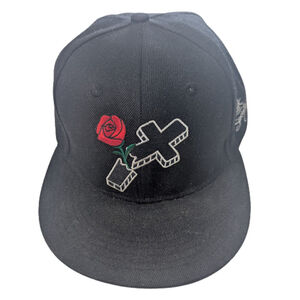Riot Society Rose & Cross Graphic Snapback Black Flat Brim Hat – OSFM